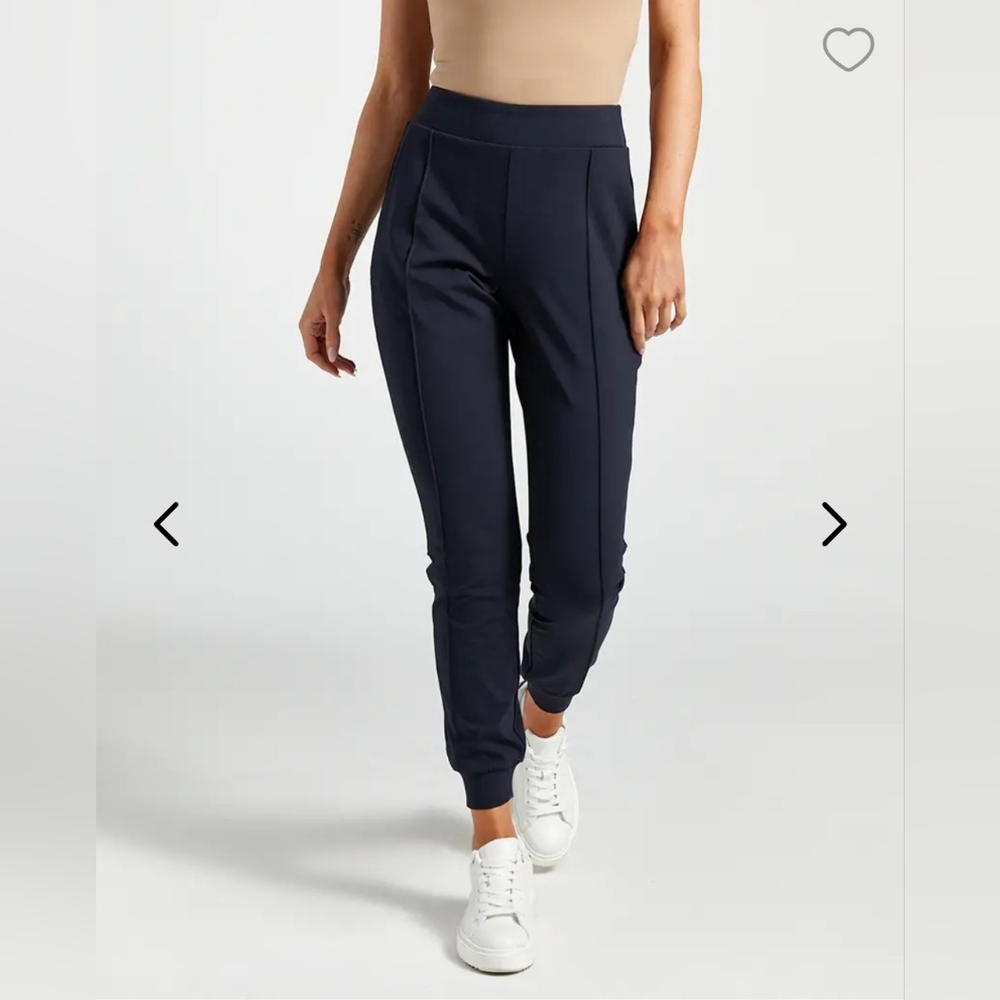 BYLT Women's Elite+ Pintuck Jogger Pull-On Navy Size M New without Tags